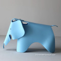 Chaises bébé en plastique d&#39;éléphant coloré